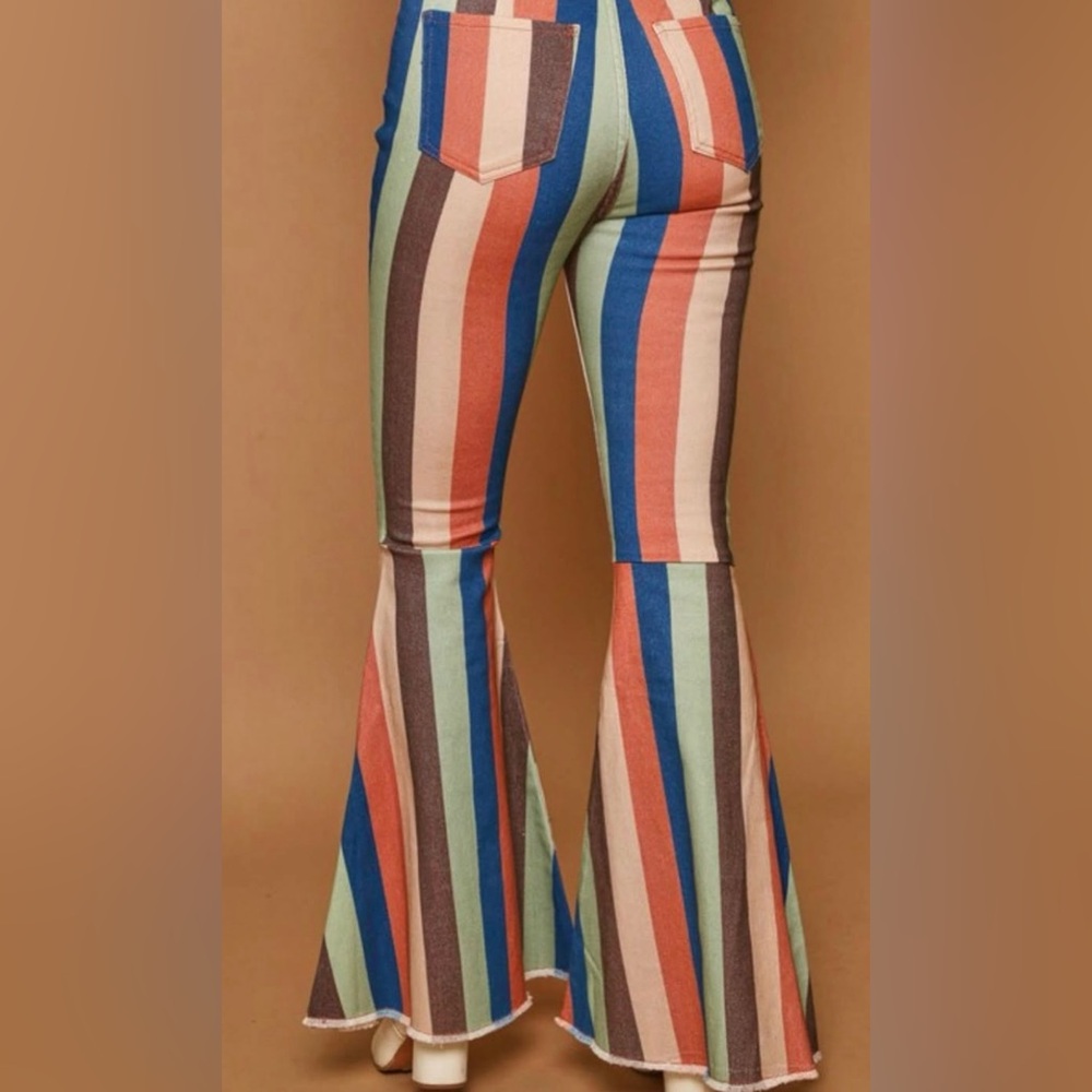 Peach Love California Striped Super Flared Jeans
Women’s M Western Boho Hippie
